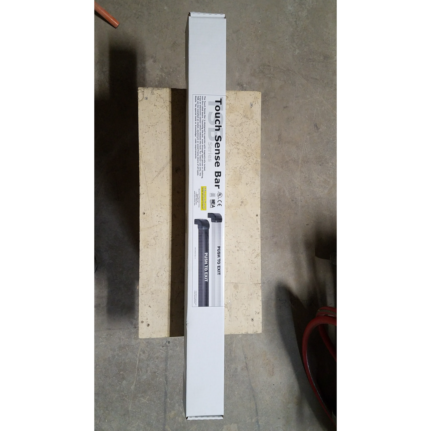 SECURITRON TSB-BK Touch Sense Bar / 36"