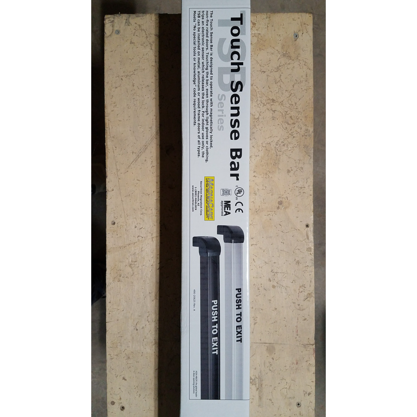 SECURITRON TSB-BK Touch Sense Bar / 36"