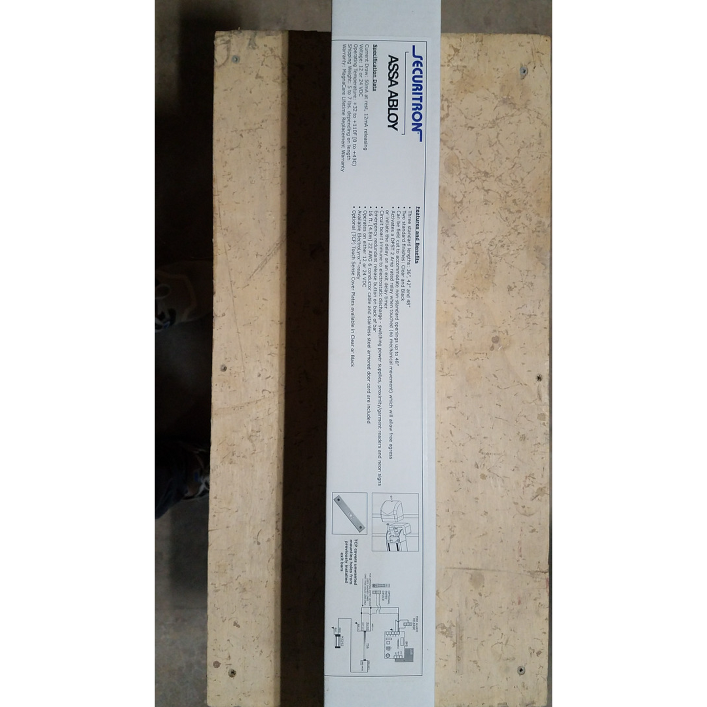 SECURITRON TSB-BK Touch Sense Bar / 36"