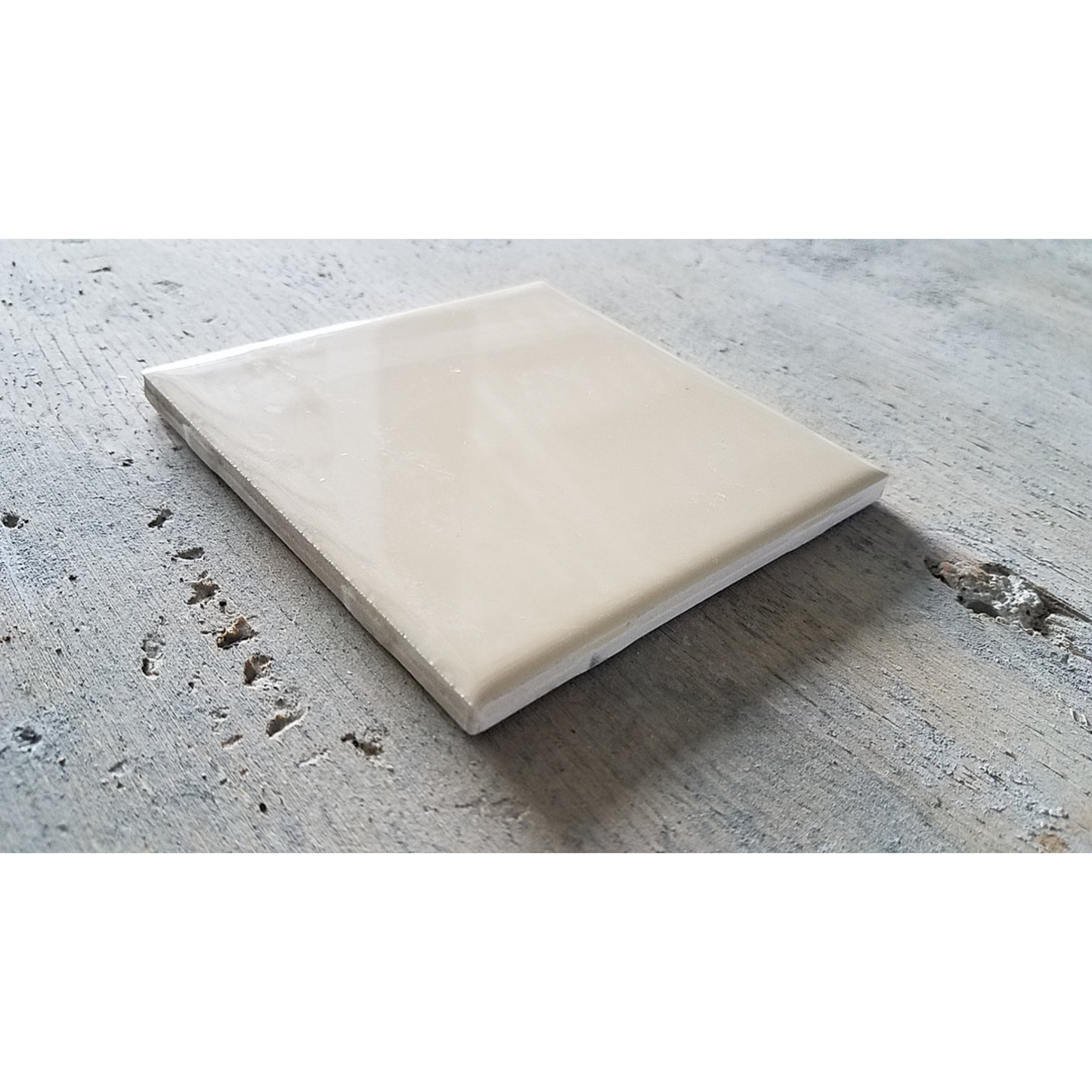 4-1/4 x 4-1/4" Losa Ceramica (100 unid./caja) Se vende por caja - 12.5 p2/caja